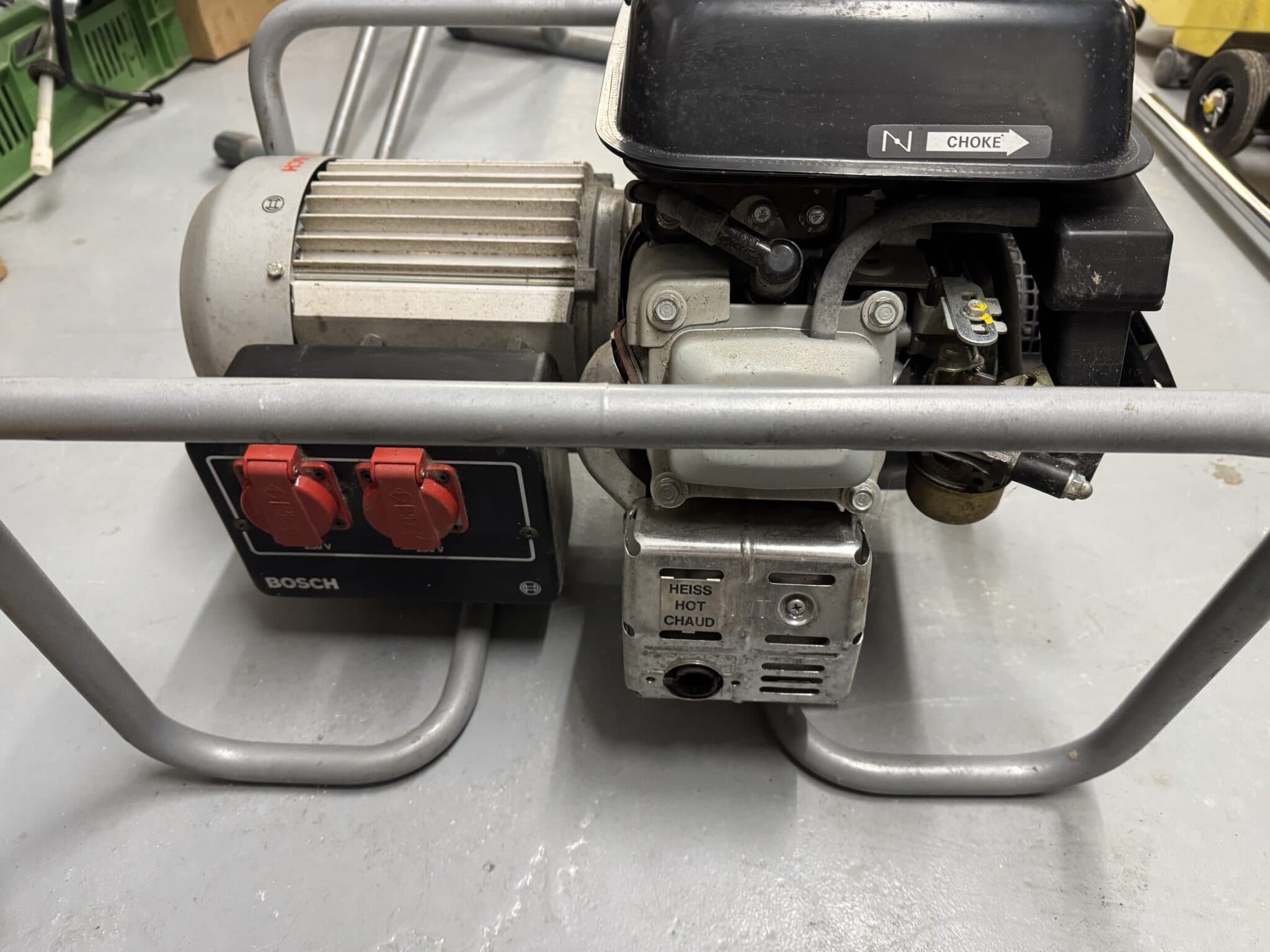 Bosch G2400S 2, 