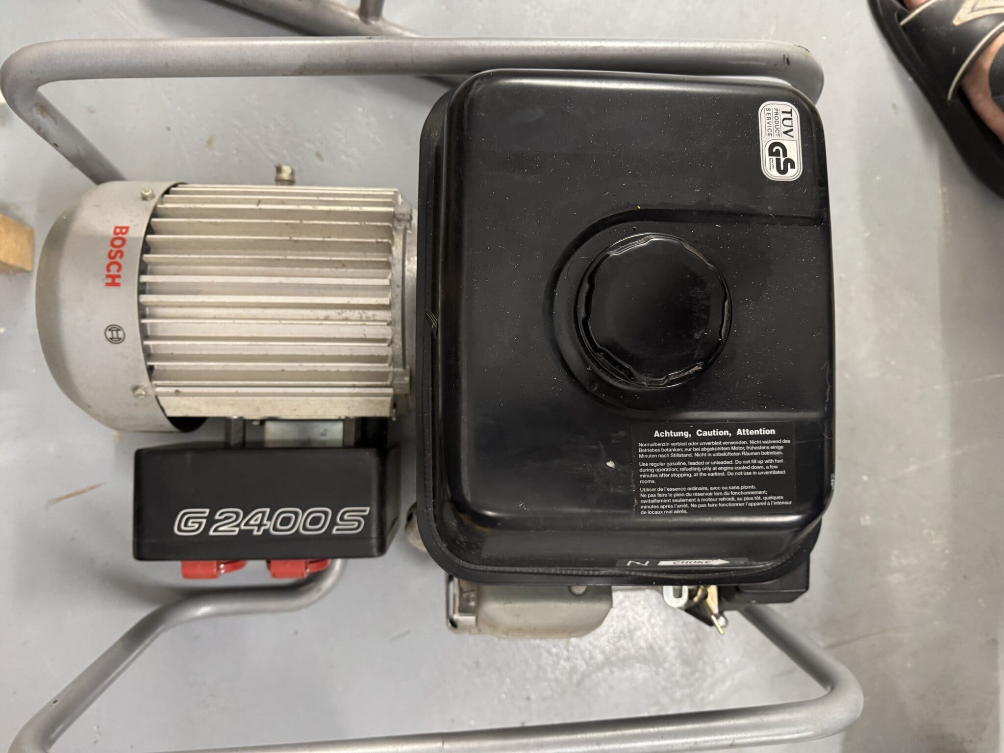 Bosch G2400S, 