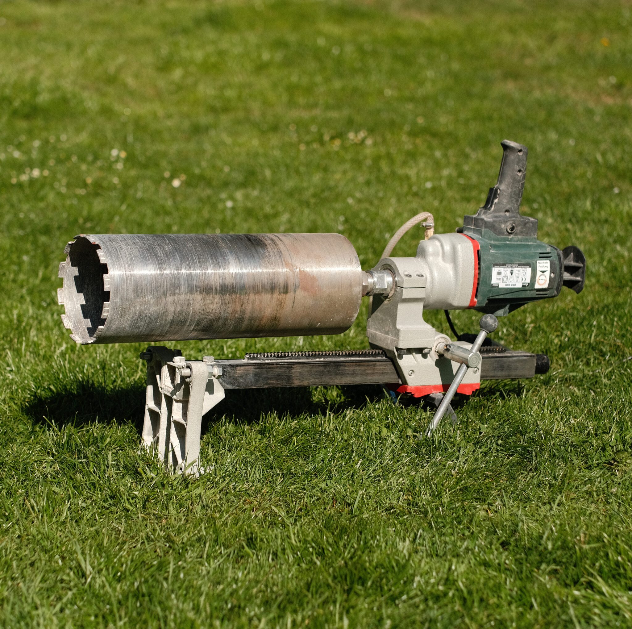 Kernbohrmaschine mit Stativ 1, 